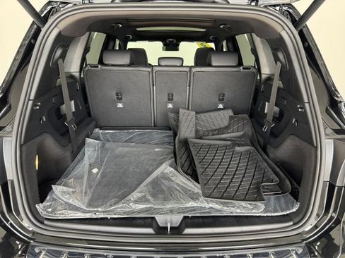 Certified 2026 Mercedes-Benz GLB 250 image 8