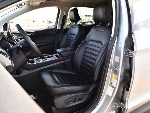 Used 2024 Ford Edge SEL image 18