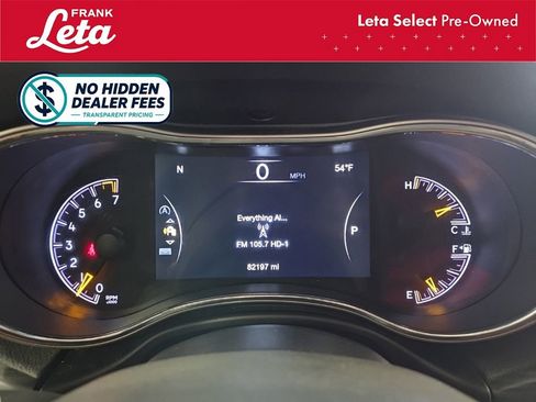 Used 2019 Jeep Grand Cherokee Limited AWD/4WD image 17