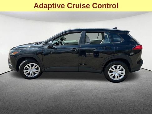 Certified 2022 Toyota Corolla Cross L AWD/4WD image 7