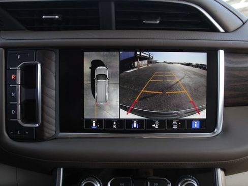 Used 2023 GMC Yukon XL Denali AWD/4WD image 34