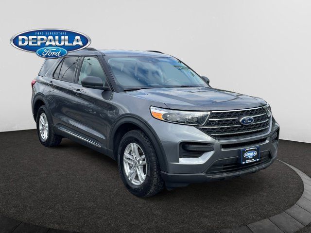 Used 2023 Ford Explorer XLT AWD/4WD image 9