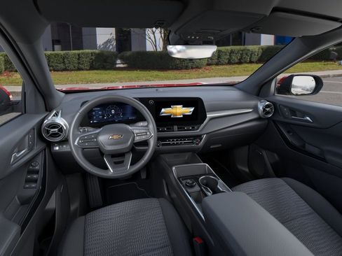 New 2026 Chevrolet Equinox LT FWD image 15