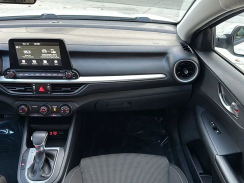 Used 2021 Kia Forte LXS image 26