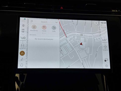 Used 2024 Land Rover Range Rover Sport Dynamic SE image 15