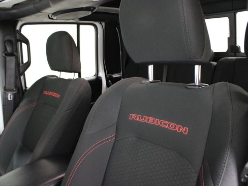 Used 2020 Jeep Gladiator Rubicon AWD/4WD image 4