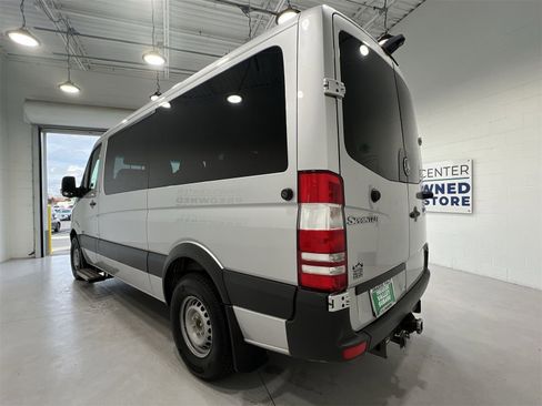 Used 2013 Mercedes-Benz Sprinter 2500 image 6