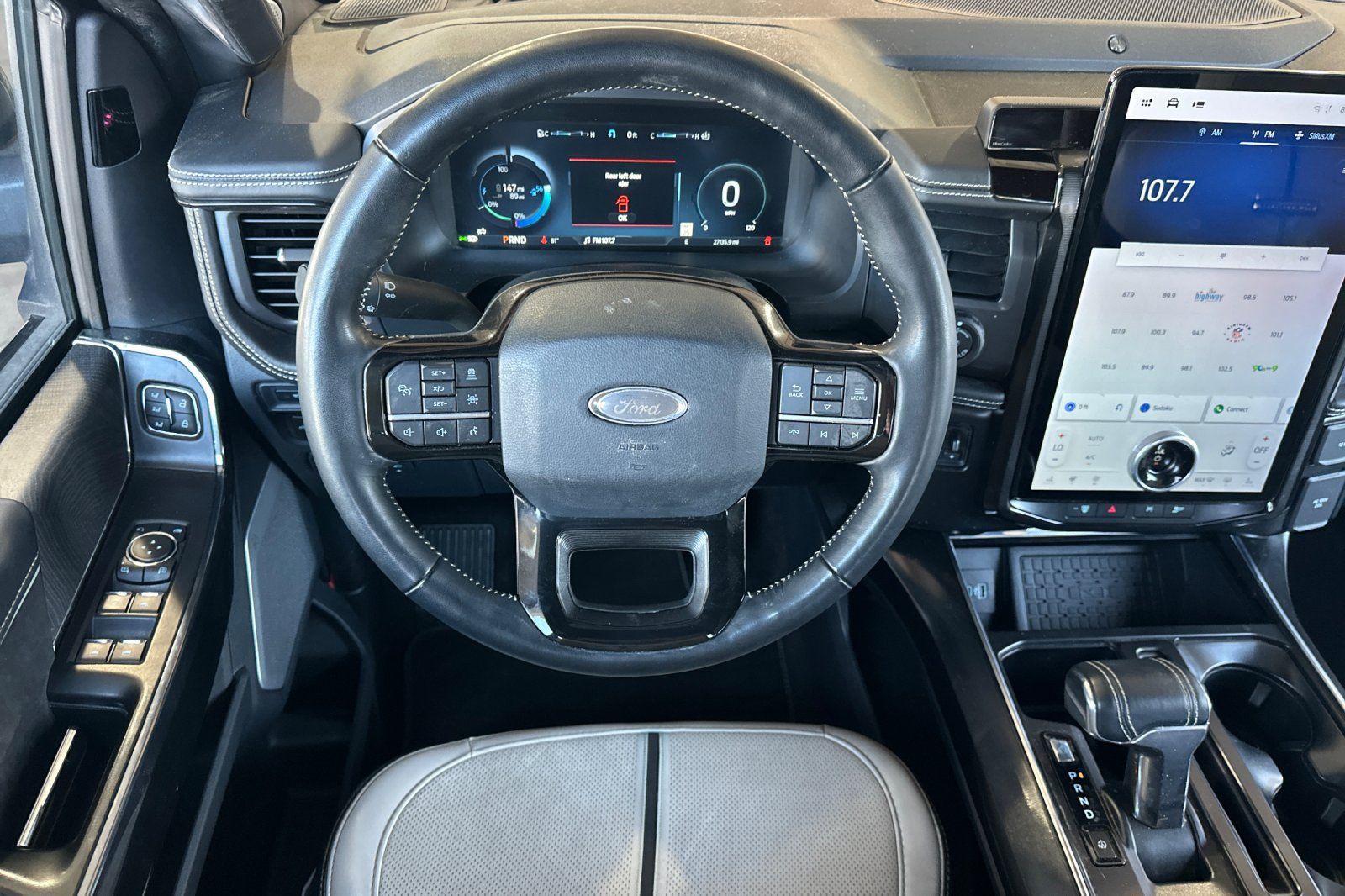 Used 2023 Ford F150 Lightning Platinum AWD/4WD image 13