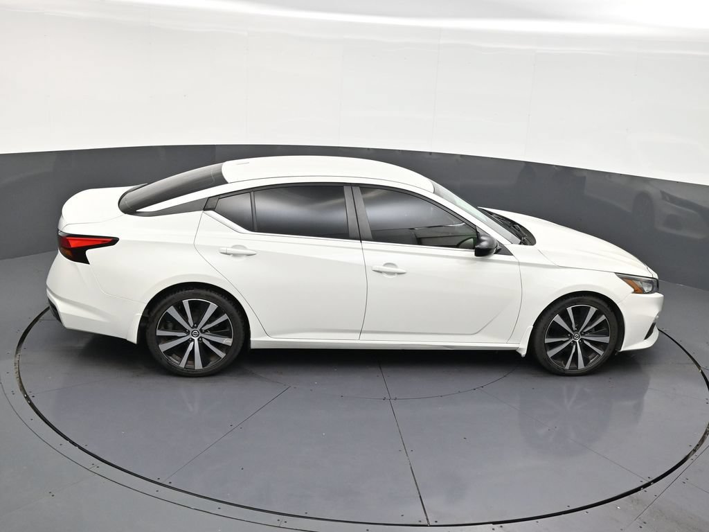 Used 2019 Nissan Altima 2.5 SR FWD image 16