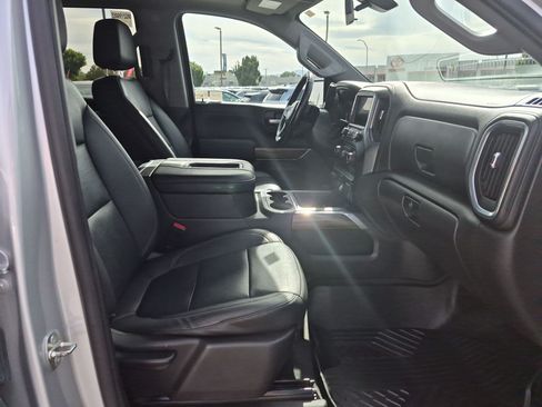 Used 2021 Chevrolet Silverado 1500 LT Trail Boss w/ Convenience Package II AWD/4WD image 32
