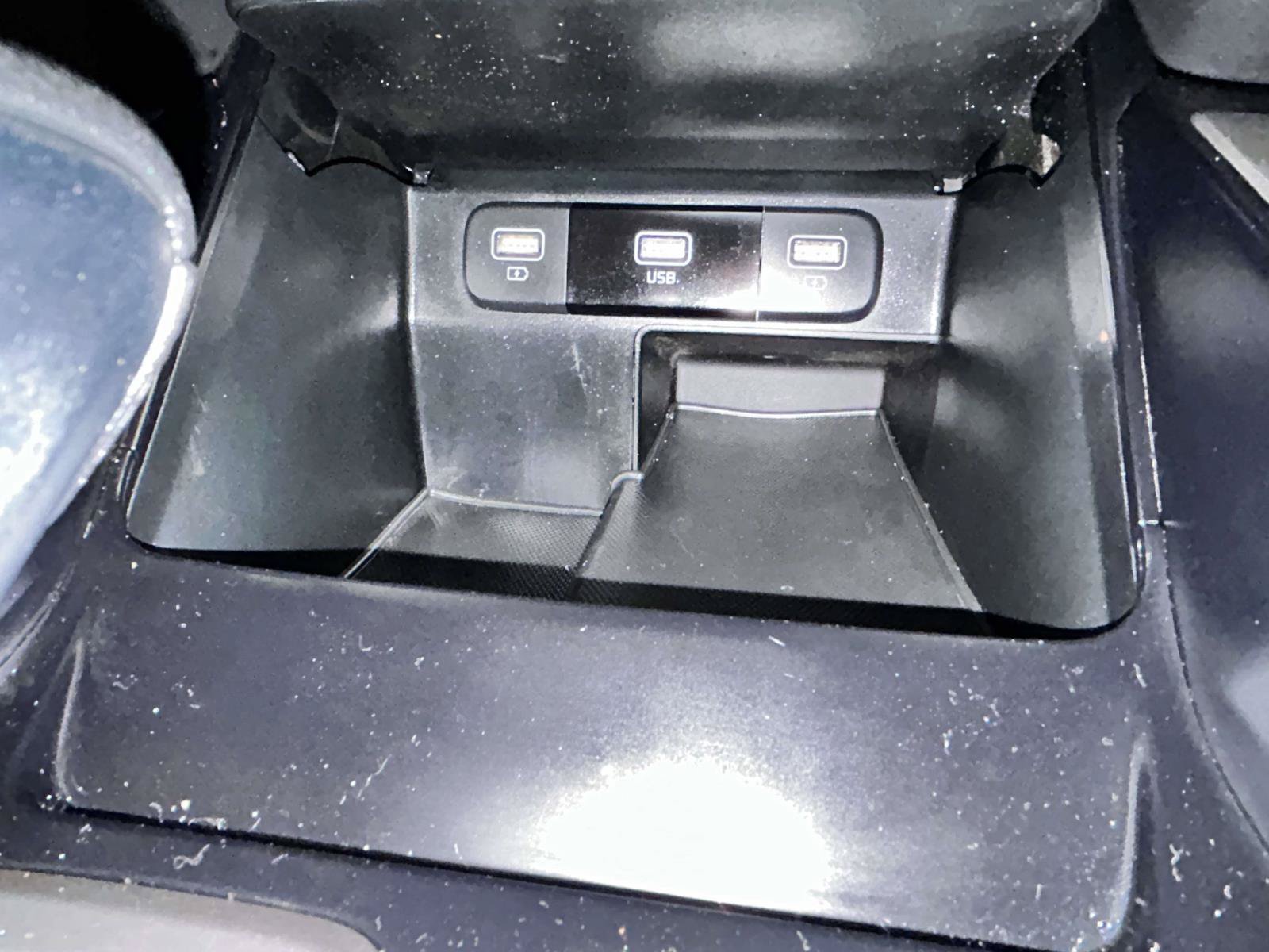 Used 2023 Kia Sorento LX FWD image 19