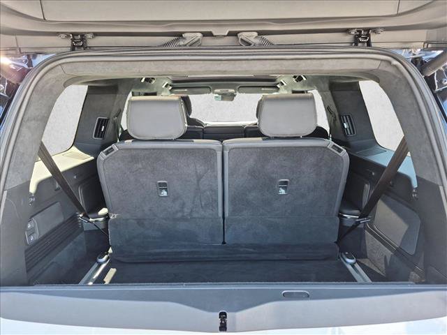 Used 2023 Rivian R1S Adventure Dual AWD/4WD image 7