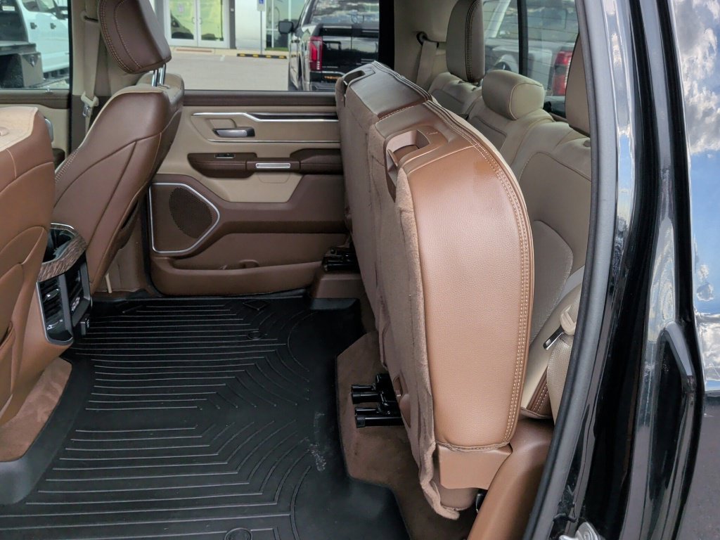 Used 2020 RAM 1500 Laramie RWD image 43