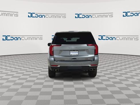 Used 2025 GMC Yukon Denali AWD/4WD image 8