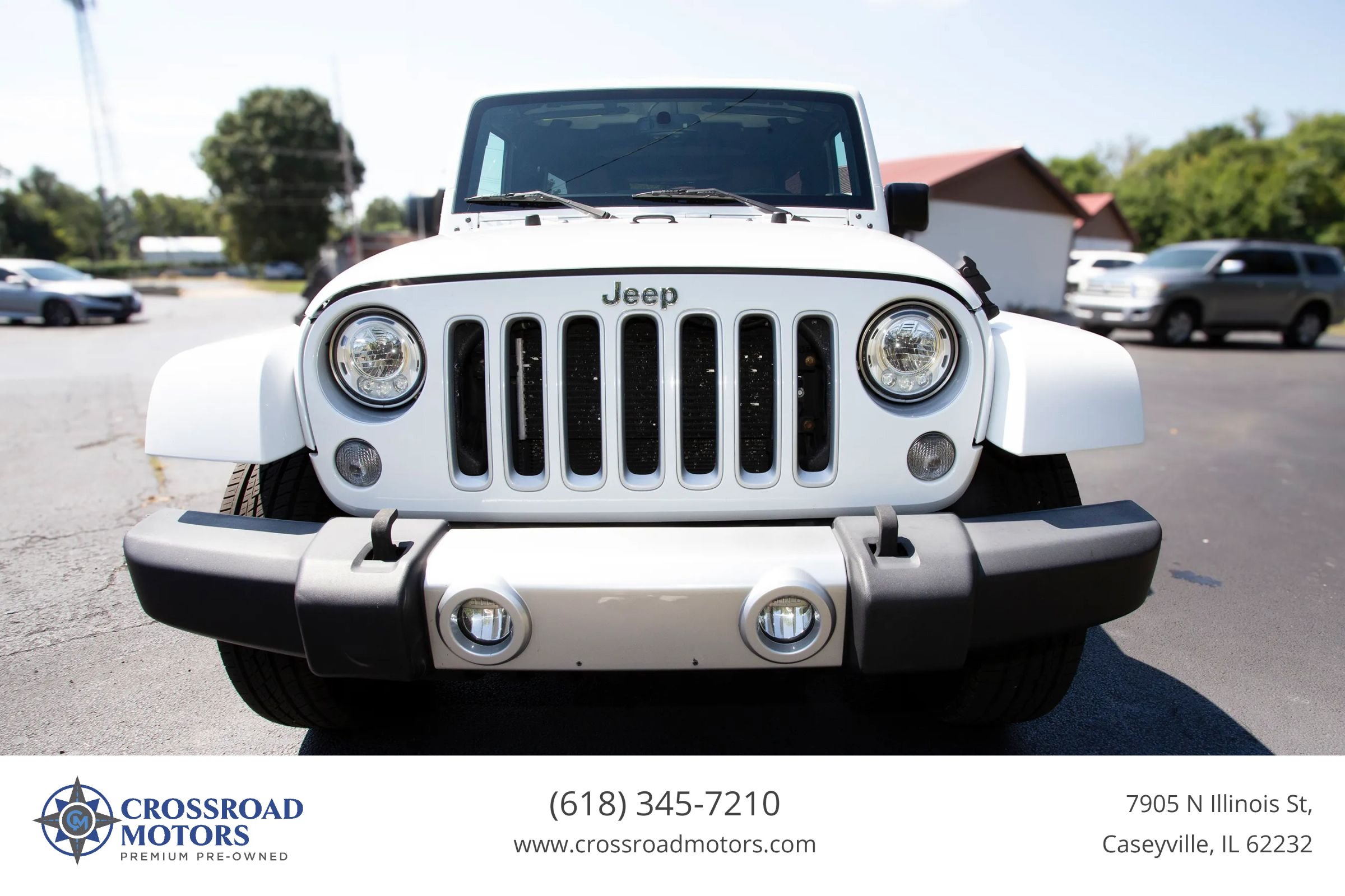Used 2018 Jeep Wrangler Unlimited Sahara w/ Connectivity Group AWD/4WD image 9