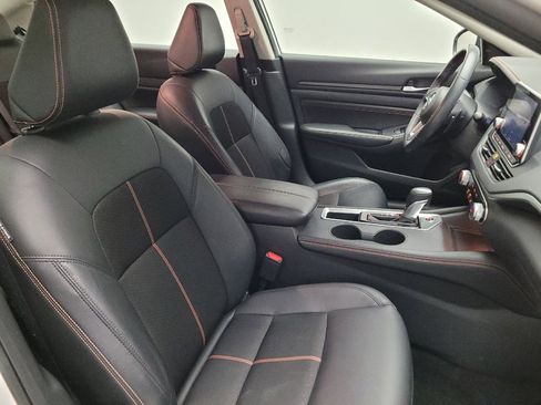 Used 2022 Nissan Altima 2.5 SR FWD image 21