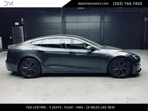 Used 2025 Tesla Model S Plaid AWD/4WD image 8