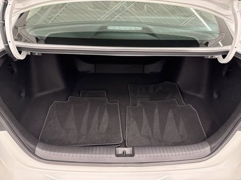 Certified 2025 Honda Accord SE image 25