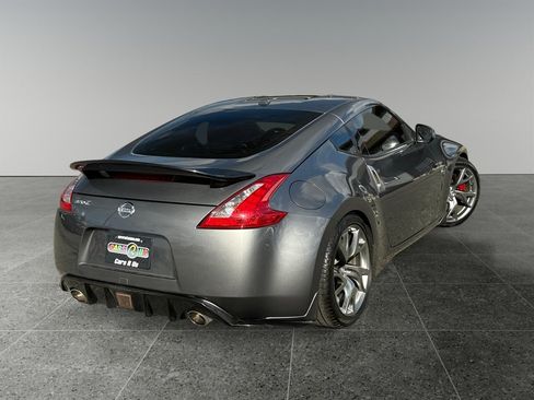 Used 2015 Nissan 370Z w/ Sport Package image 6