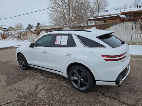 Used 2022 Genesis GV70 3.5T Sport w/ Sport Prestige Package image 5