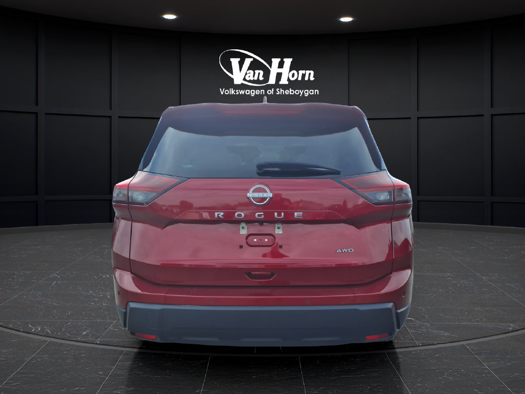 Used 2025 Nissan Rogue SV AWD/4WD image 6