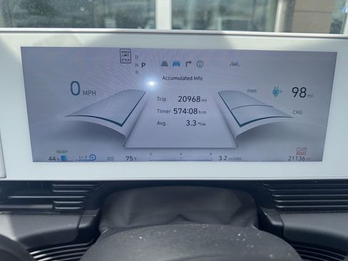 Used 2024 Hyundai Ioniq 5 SEL image 11