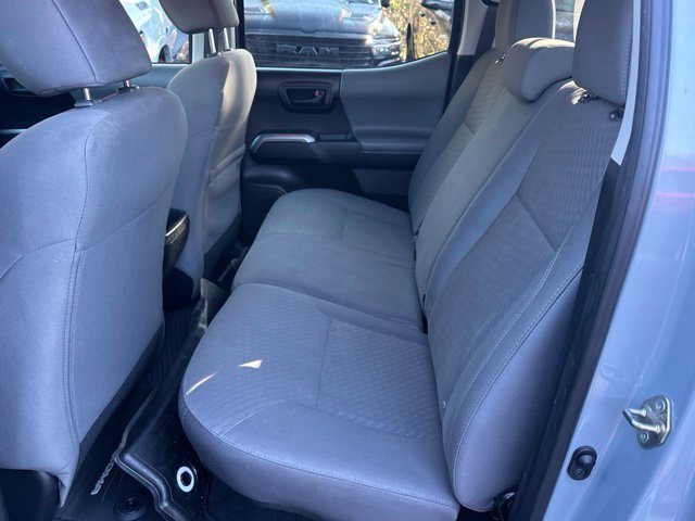 Used 2020 Toyota Tacoma SR5 w/ Technology Package AWD/4WD image 27
