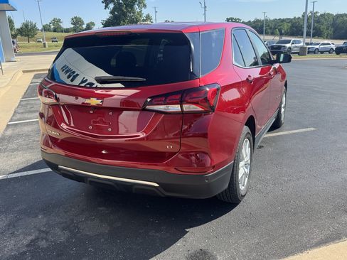 Used 2022 Chevrolet Equinox LT FWD image 4