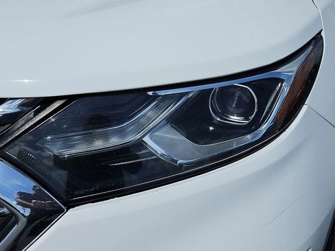 Used 2019 Chevrolet Equinox Premier FWD image 21