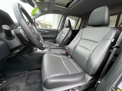 Used 2023 Honda Ridgeline RTL image 13