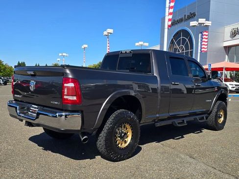 Used 2021 RAM 2500 Laramie AWD/4WD image 4