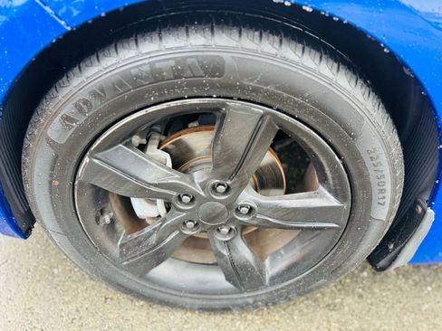 Used 2013 Hyundai Veloster image 18