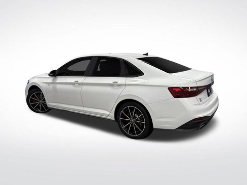 Used 2025 Volkswagen Jetta GLI Autobahn image 3