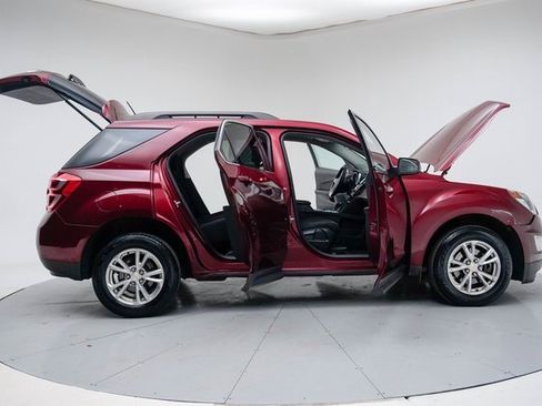 Used 2017 Chevrolet Equinox LT w/ Convenience Package image 11