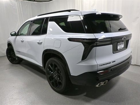 New 2026 Chevrolet Traverse RS w/ LPO, Floor Liner Package image 7