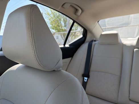 Used 2024 Nissan Altima 2.5 SL AWD/4WD image 41