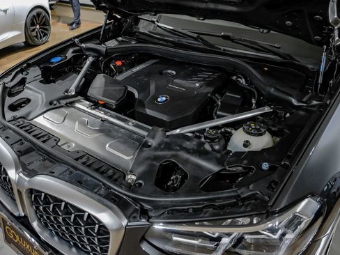 Used 2025 BMW X4 xDrive30i image 53