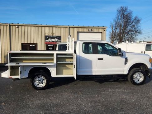 Used 2017 Ford F250 XL w/ Power Equipment Group image 1