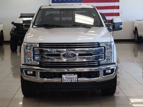 Used 2018 Ford F250 Lariat AWD/4WD image 7