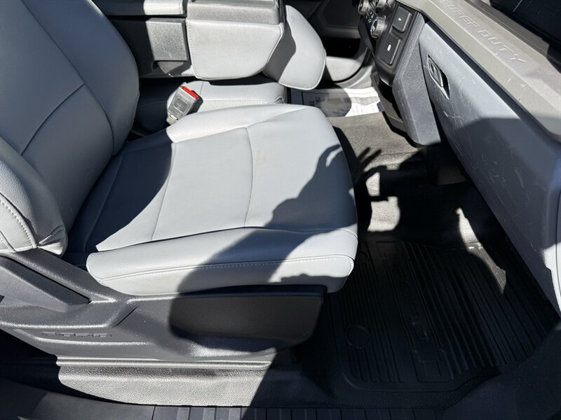 Used 2023 Ford F250 XL RWD image 19