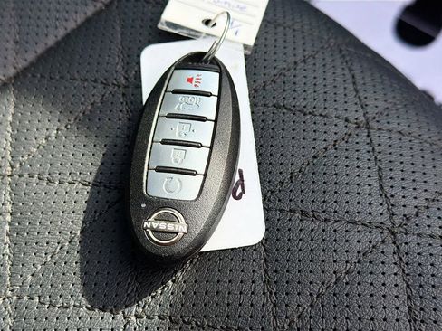 Used 2024 Nissan Murano Platinum AWD/4WD image 36