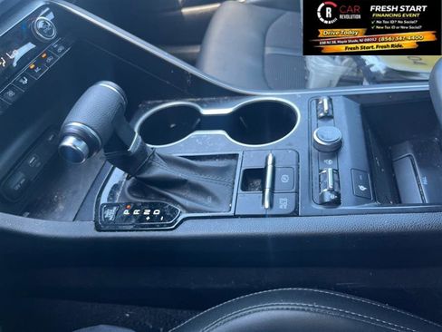 Used 2022 Kia K5 GT-Line w/ GT-Line Awd Premium Package image 22