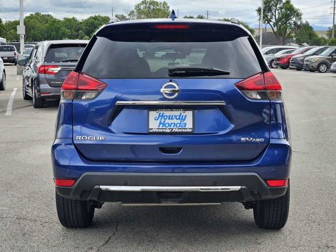 Used 2019 Nissan Rogue SV AWD/4WD image 6