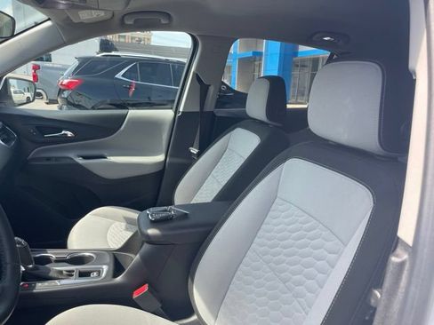 Used 2019 Chevrolet Equinox LT FWD image 15