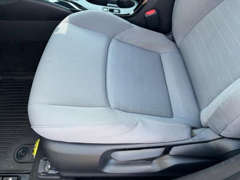 Used 2024 Toyota Corolla SE FWD image 16