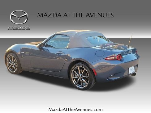 Used 2021 MAZDA MX-5 Miata Grand Touring image 5