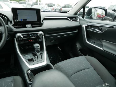 Certified 2025 Toyota RAV4 XLE AWD/4WD image 14