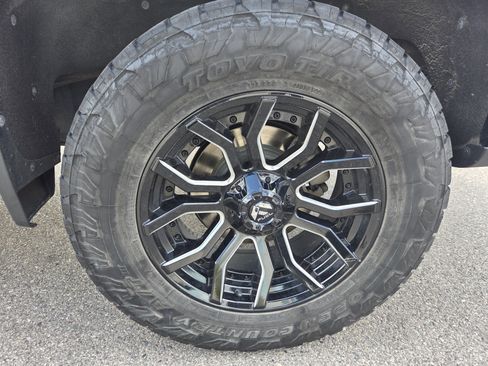 Used 2020 Chevrolet Silverado 1500 RST AWD/4WD image 10