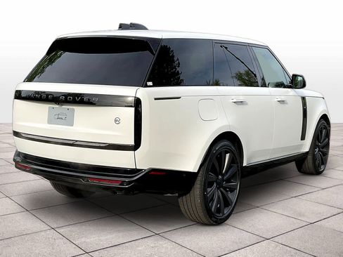 New 2026 Land Rover Range Rover SV AWD/4WD image 4