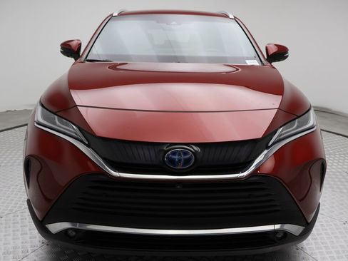 Used 2024 Toyota Venza Limited image 5